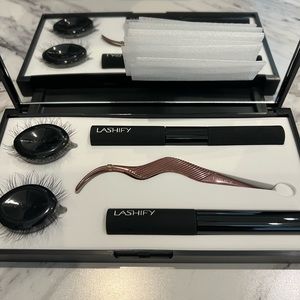 LASHES - “LASHIFY” - Curl Eyelashes